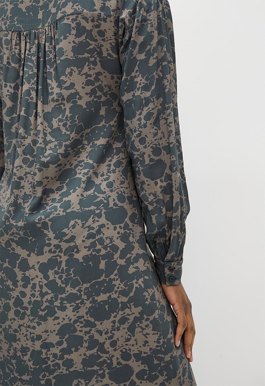 edit - Collumn collar shirt dress - smudged greys