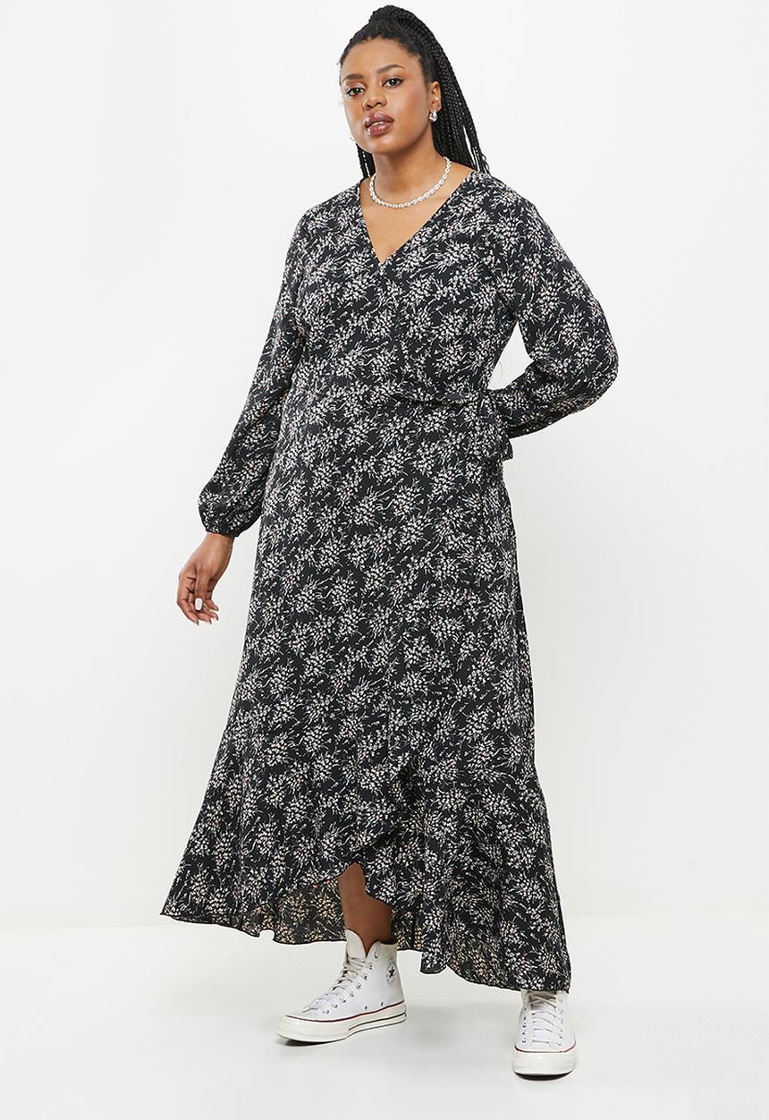 Missguided - Plus long sleeve wrap maxi dress - black