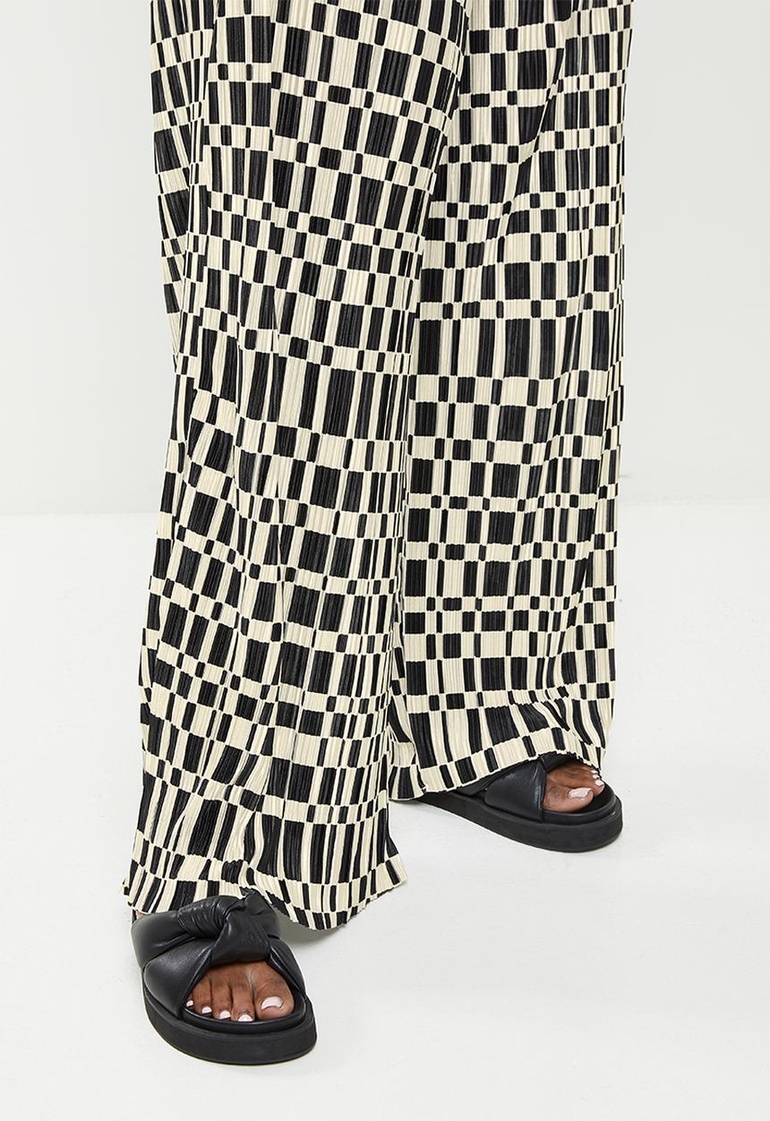 Me&B - Plus plisse with digital print trousers - stone & black 