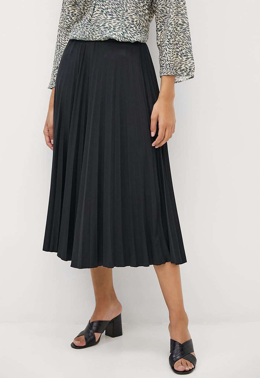 edit - Pleated knit midaxi skirt - black