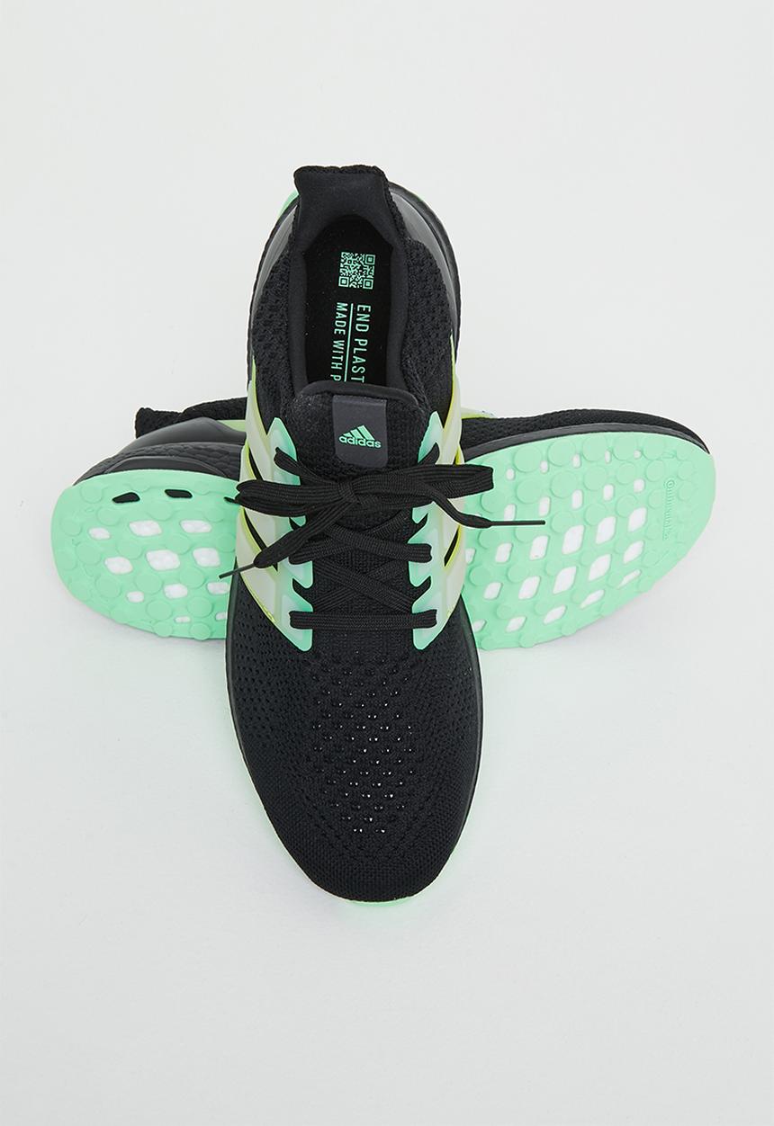 adidas Originals - Ultraboost 5.0 dna - core black/ftwr white/beam green
