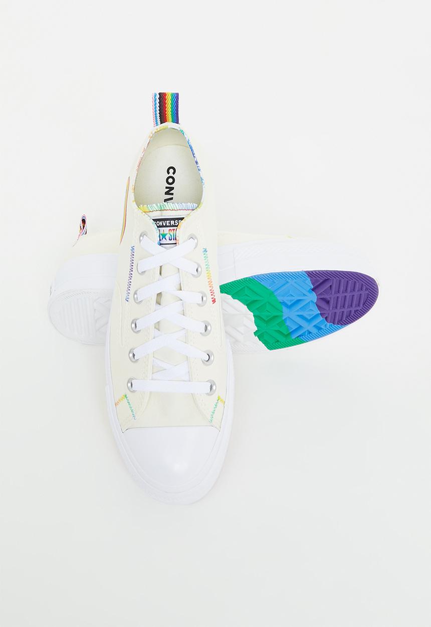Converse - Chuck Taylor All Star lift PRIDE