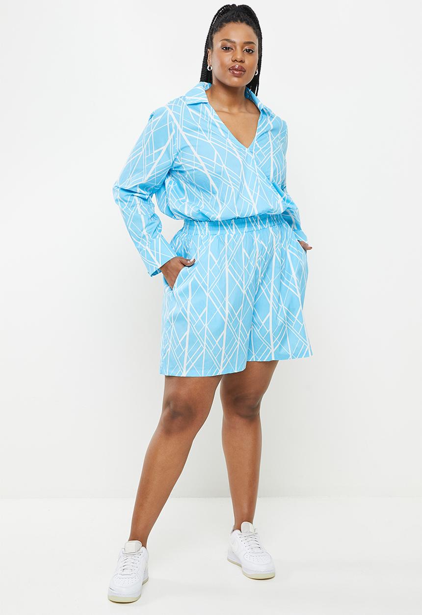 Glamorous - Plus abstract geo print long sleeve playsuit - blue