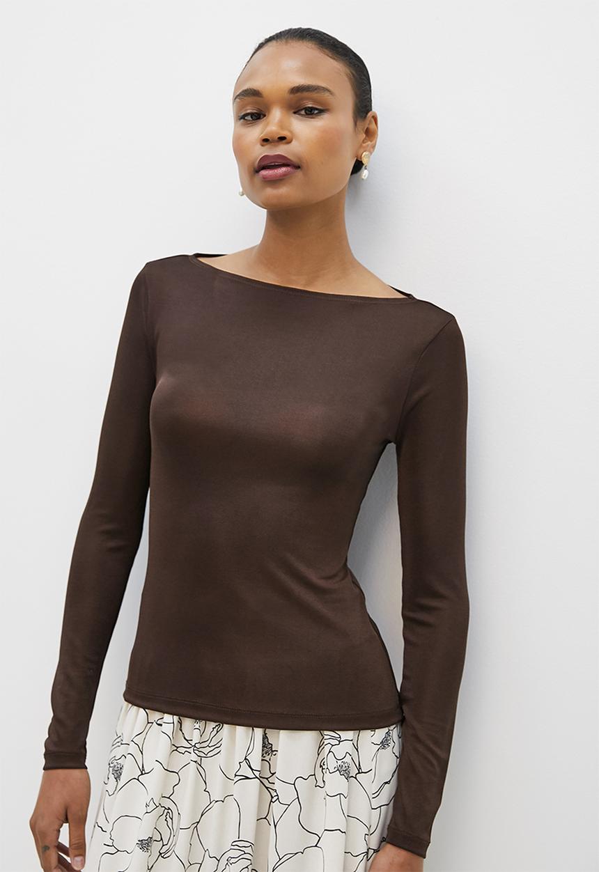 MILLA - Slinky rib slash neck top - chocolate