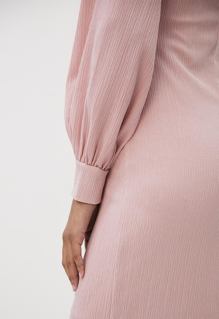 MILLA - Square neck midi bodycon dress - lilac