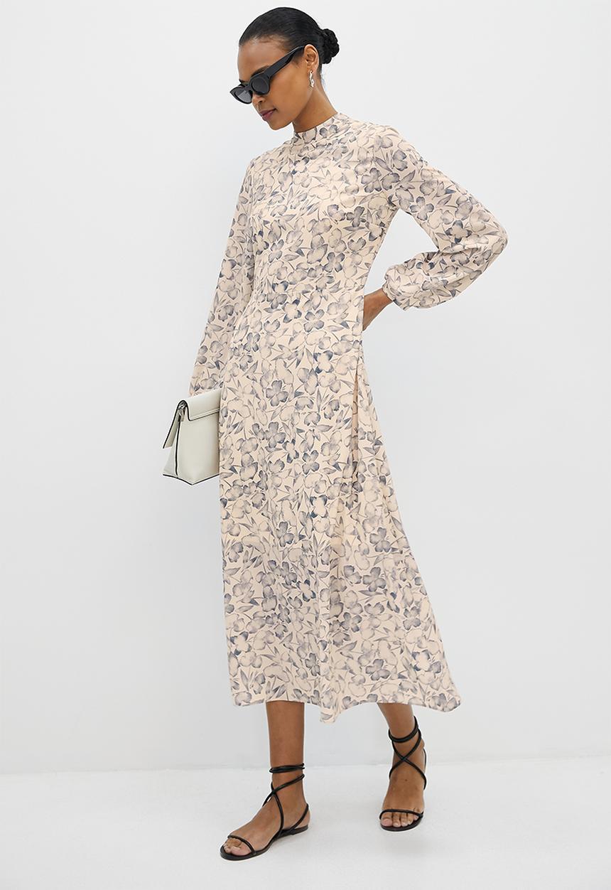 MILLA - Fit and flare printed midi dress - vintage butterflies