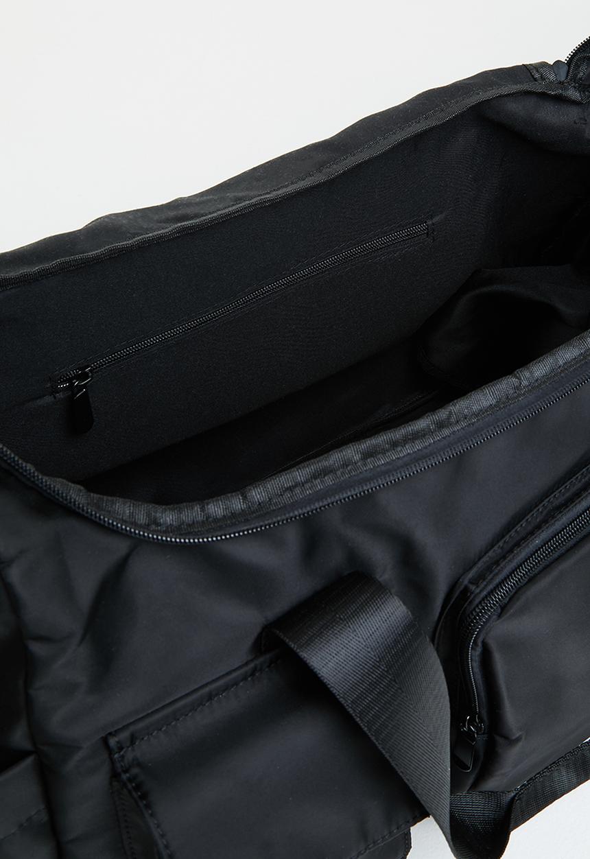 Superbalist - Lucas weekender - black