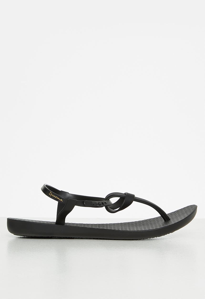 Ipanema - Ellie - black