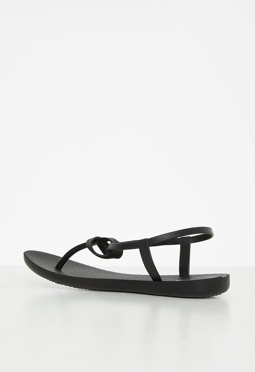 Ipanema - Ellie - black