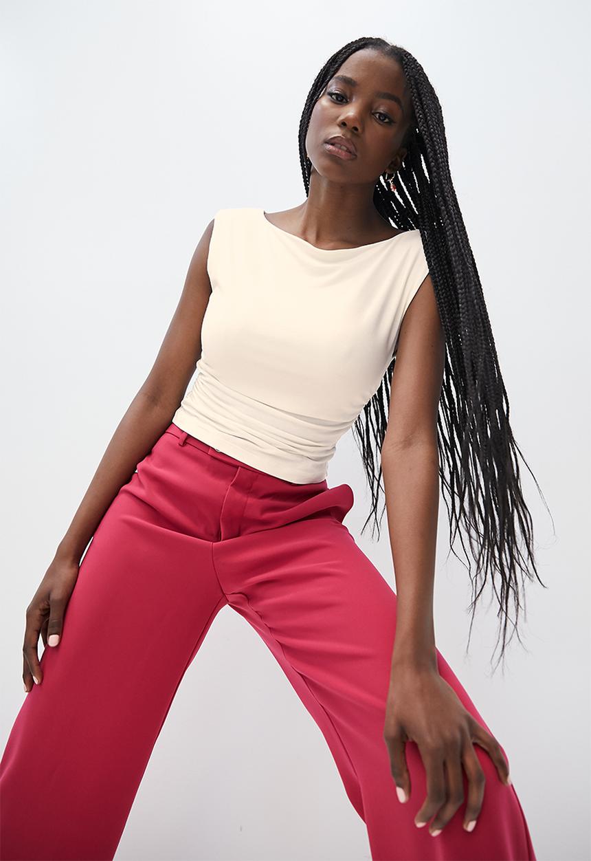 VELVET - Extend sleeve top with ruching detail - milk