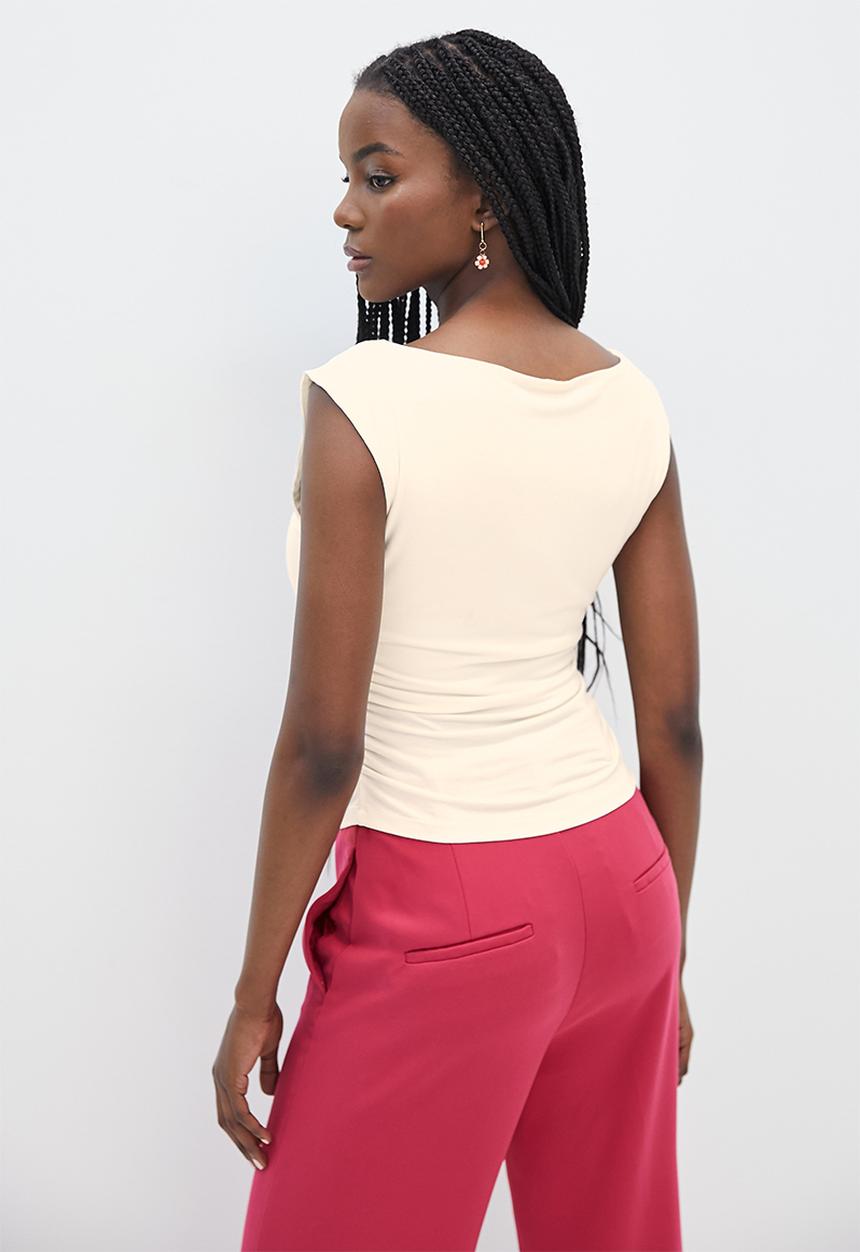VELVET - Extend sleeve top with ruching detail - milk