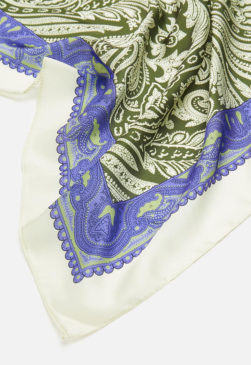 Superbalist - Bandana print neckerchief - green & blue