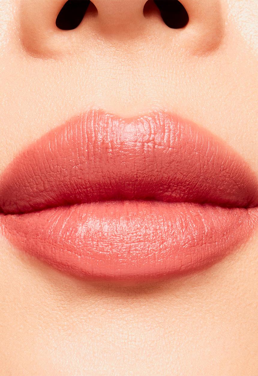MAC - Powder Kiss Velvet Blur Slim Stick - Mull It Over