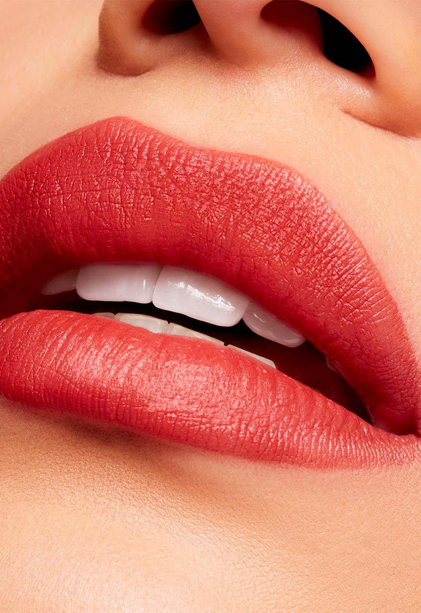 MAC - Powder Kiss Velvet Blur Slim Stick - Sweet Cinnamon