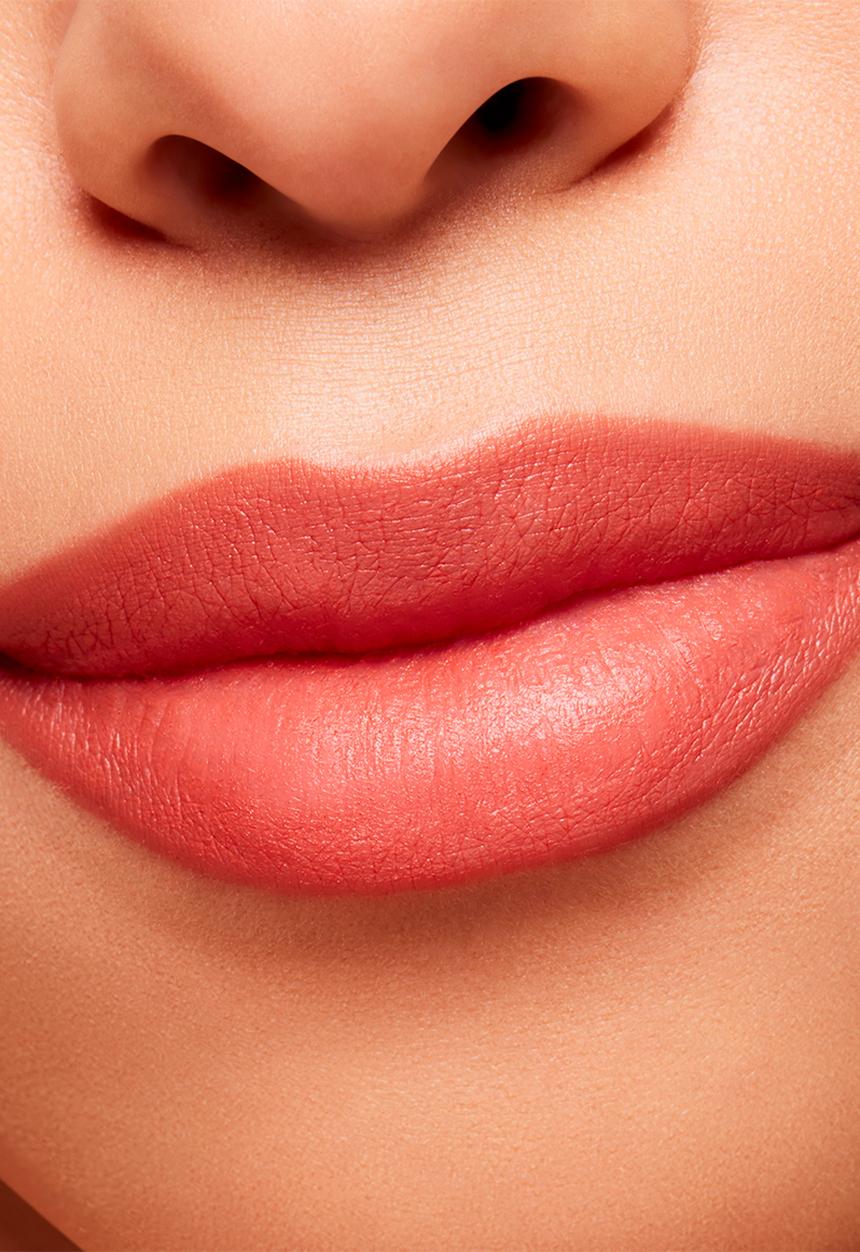 MAC - Powder Kiss Velvet Blur Slim Stick - Gingerella