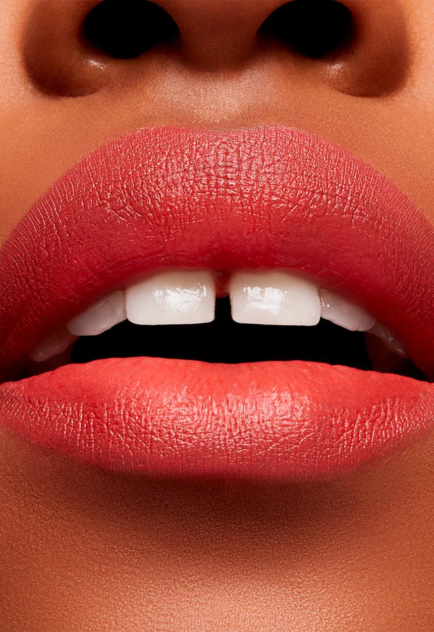 MAC - Powder Kiss Velvet Blur Slim Stick - Hot Paprika