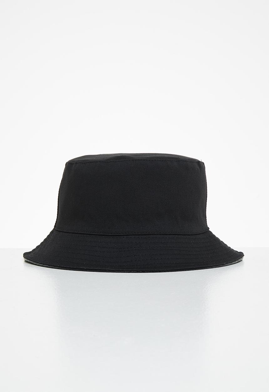 Superbalist - Faux snakeskin bucket hat - black