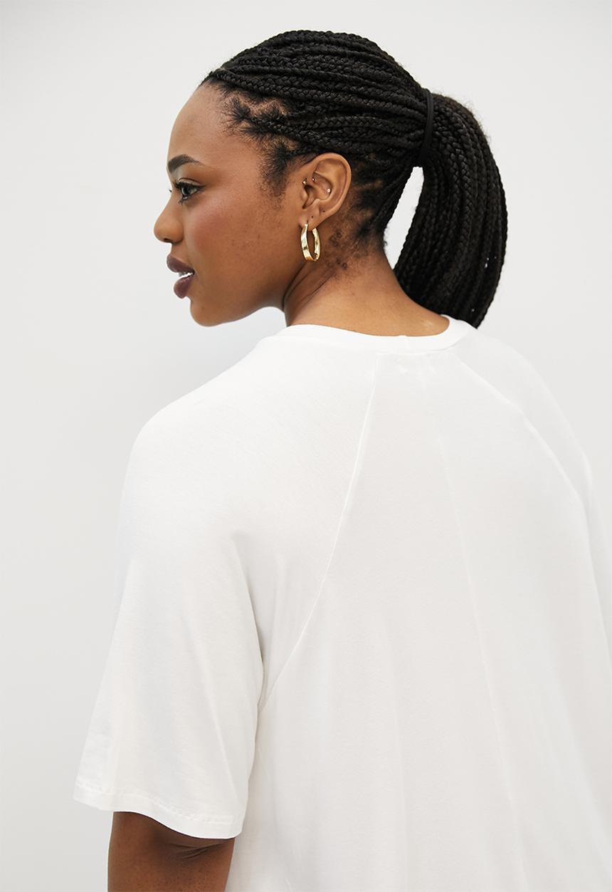 edit Plus - Hi-low easy fit tee - milk