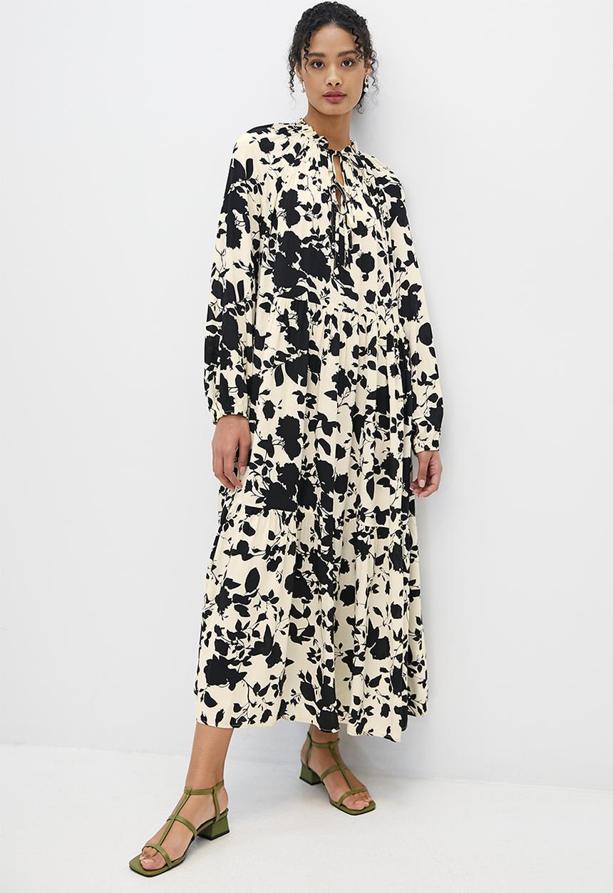 MILLA - Tie detail tiered maxi dress - ivory & black 