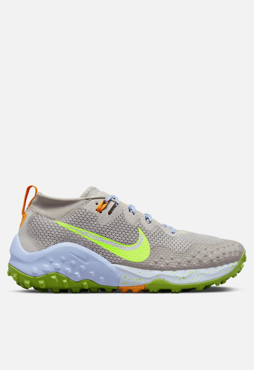 Nike - Wildhorse 7 - lt iron ore/volt-cobblestone-kumquat