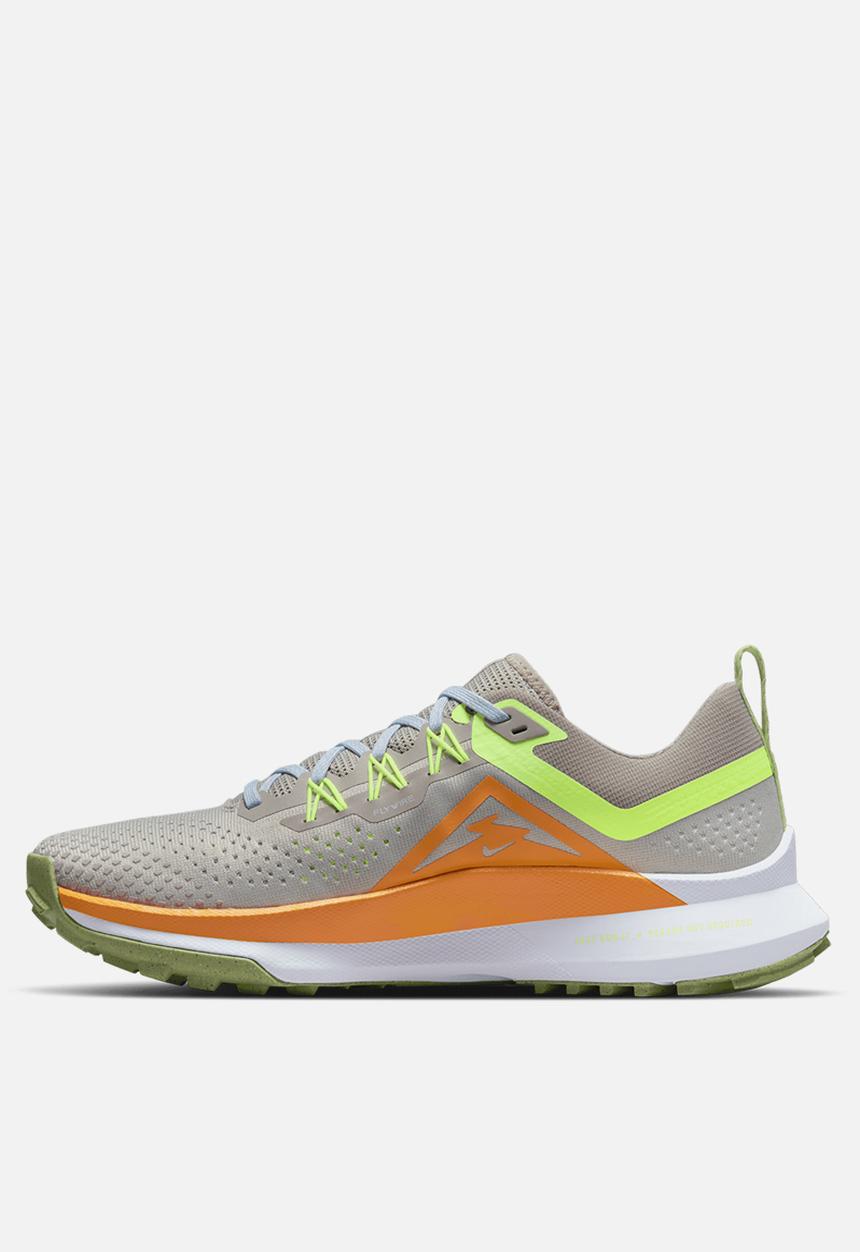 Nike - React pegasus trail 4 - lt iron ore/volt-cobblestone