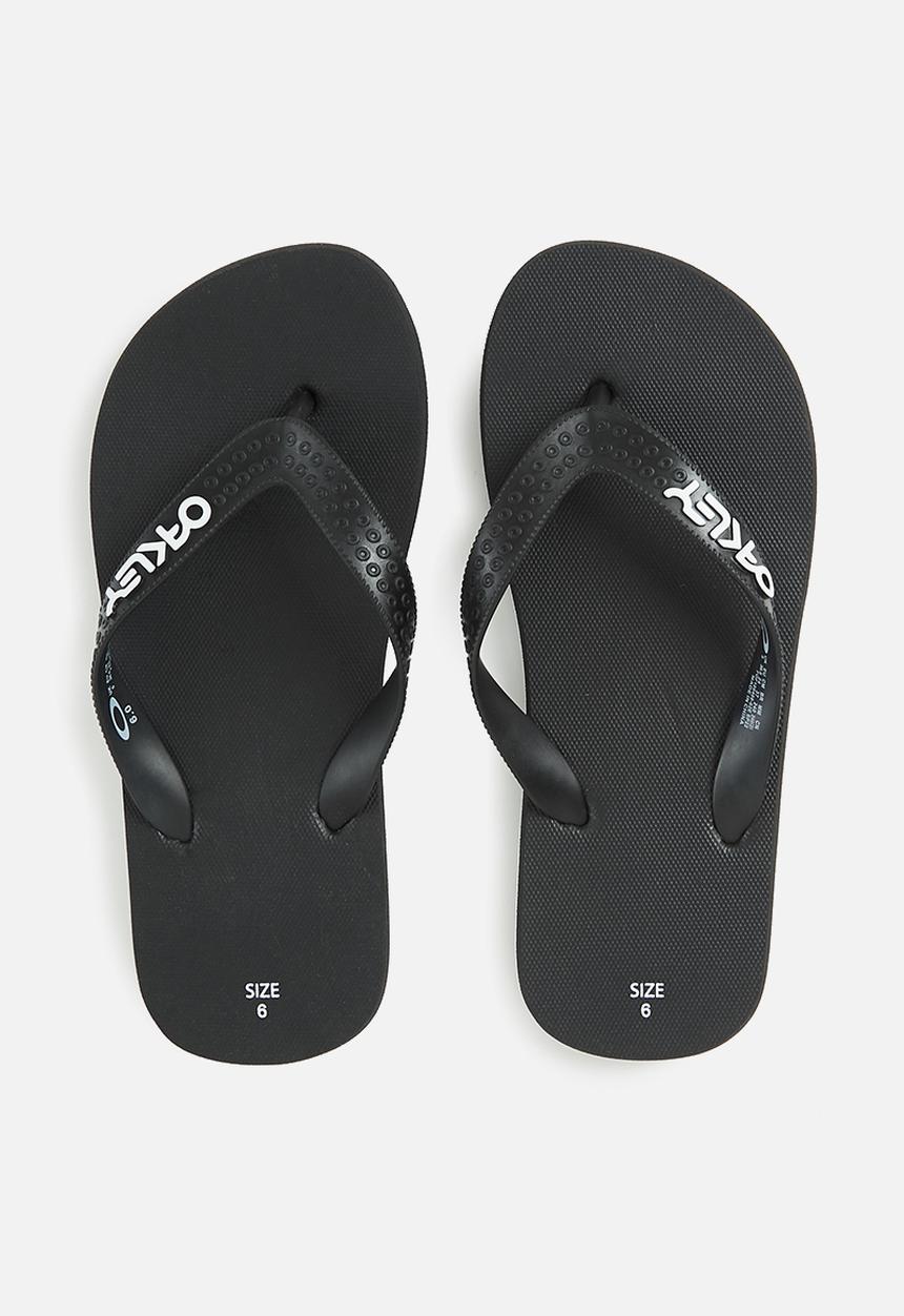 Oakley - Golden oak flip-flop - black