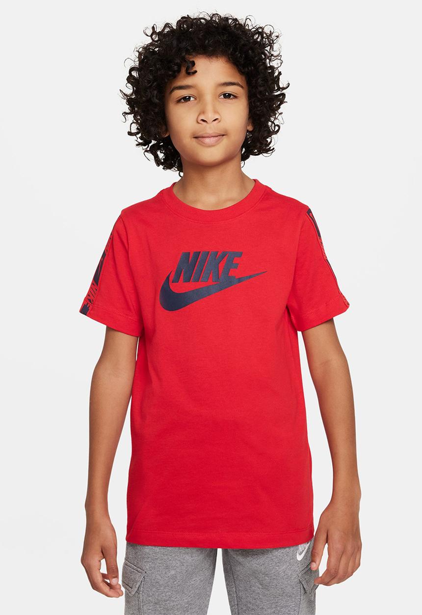 Nike - B nsw repeat short sleeve tee - university red/midnight navy