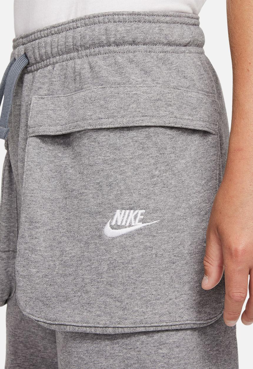 Nike - B nsw club cargo short - carbon heather/white