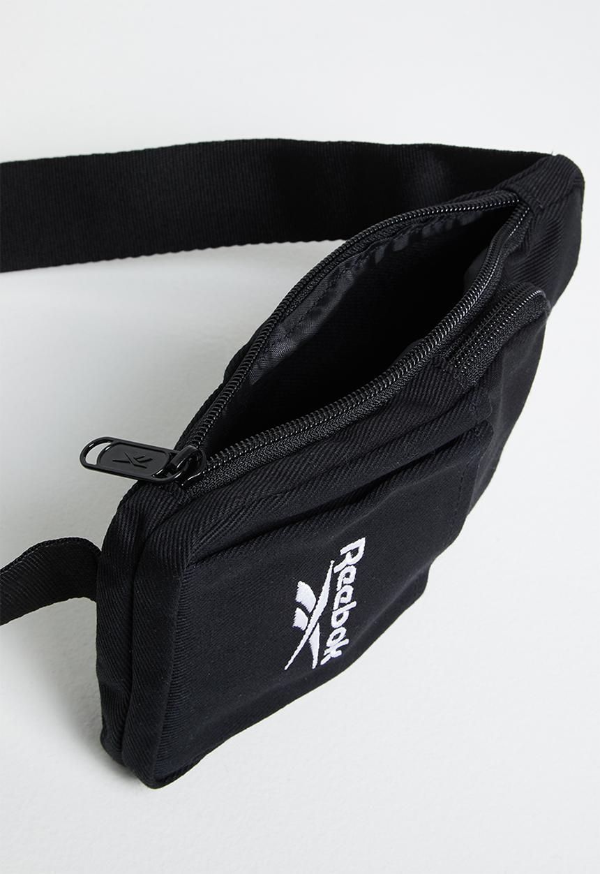 Reebok - Cl fo small sling bag - black