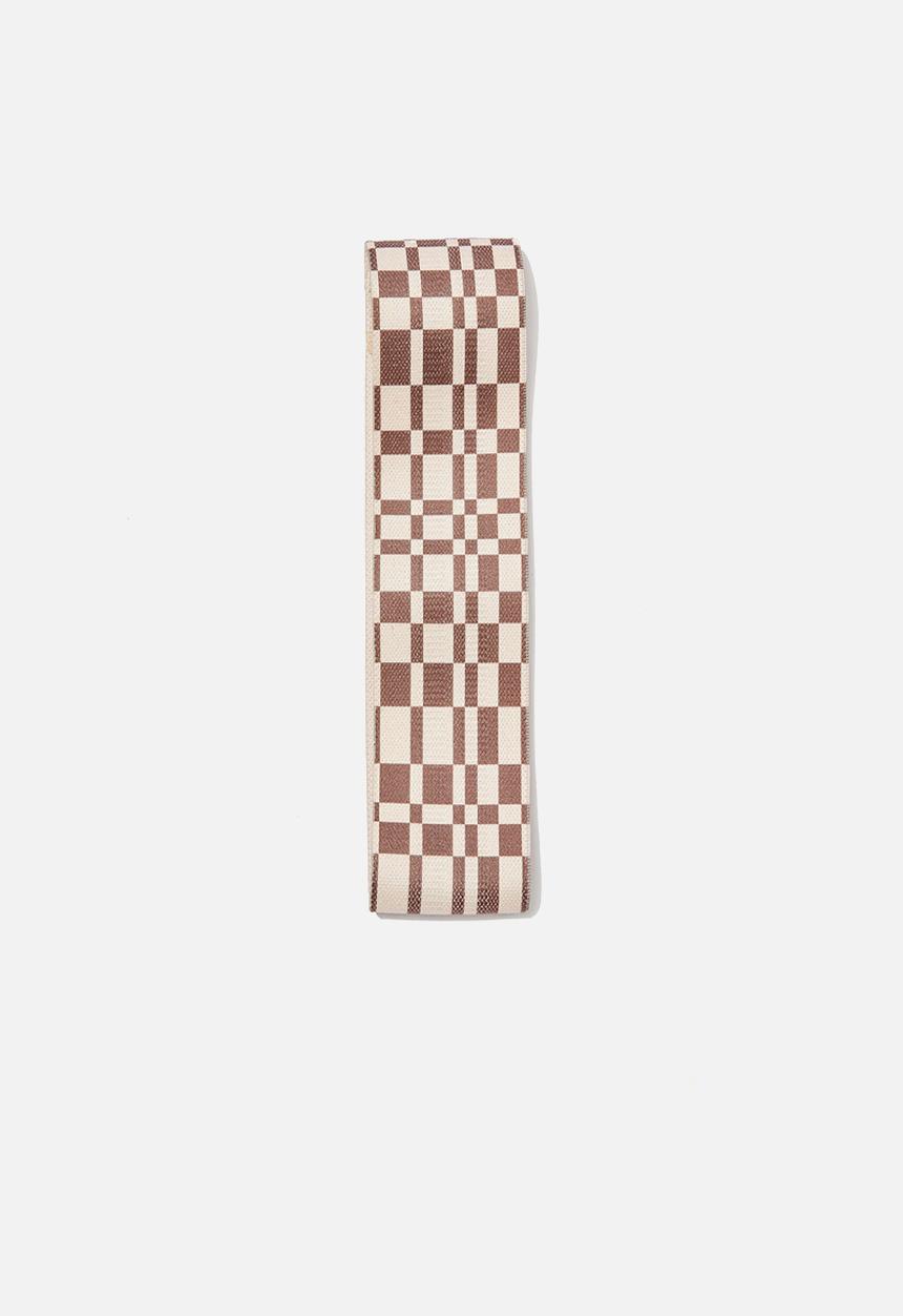Cotton On - Single elastic resistance band - irregular checkerboard parchment