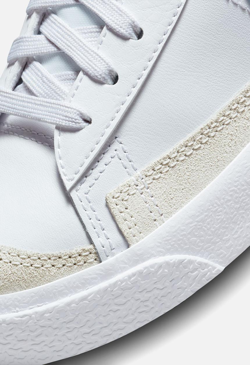 Nike - Nike blazer mid '77 - white/laser blue-yellow ochre-light bone