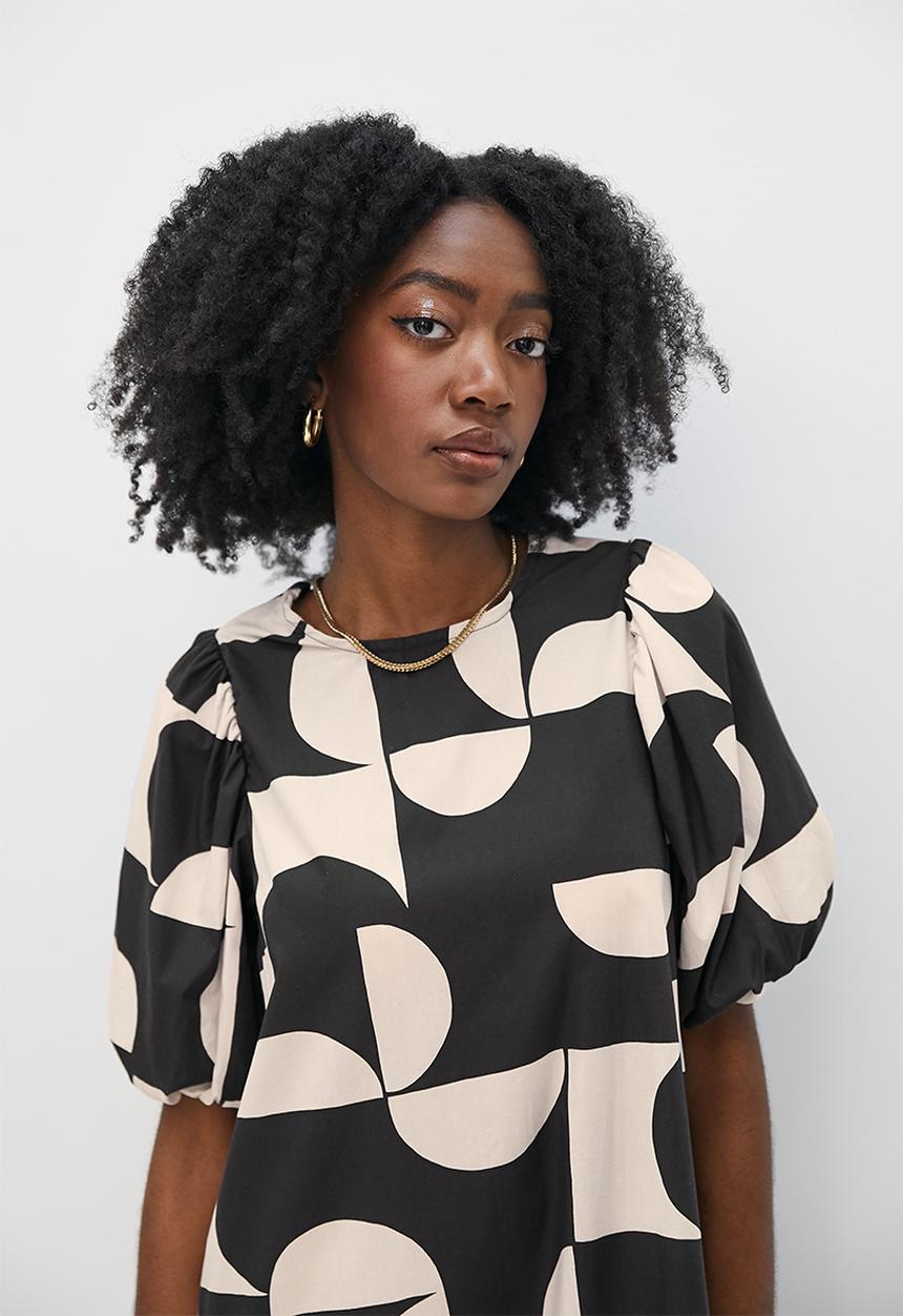 Superbalist - Balloon Sleeve Midi - black cutout large