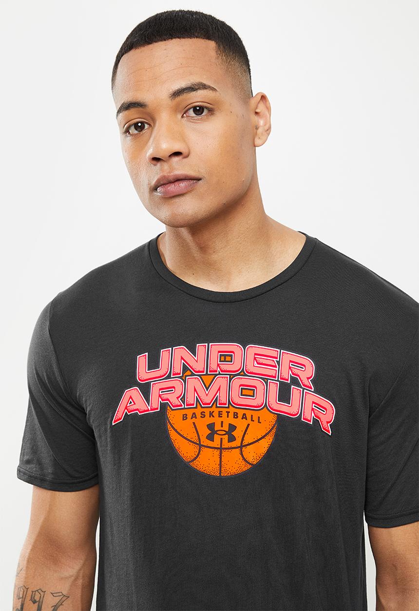 Under Armour - Ua bball branded wrdmrk  short sleeve - black