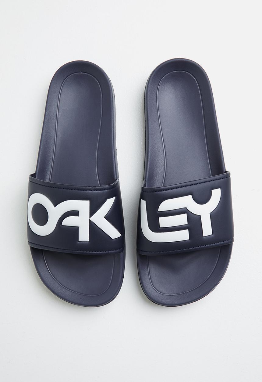 Oakley - Summerville slide - fathom