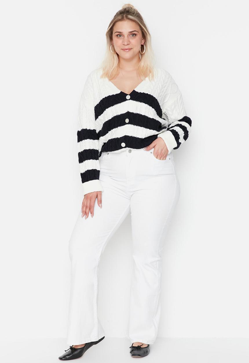 Trendyol - Plus high waist flare fit jeans - white