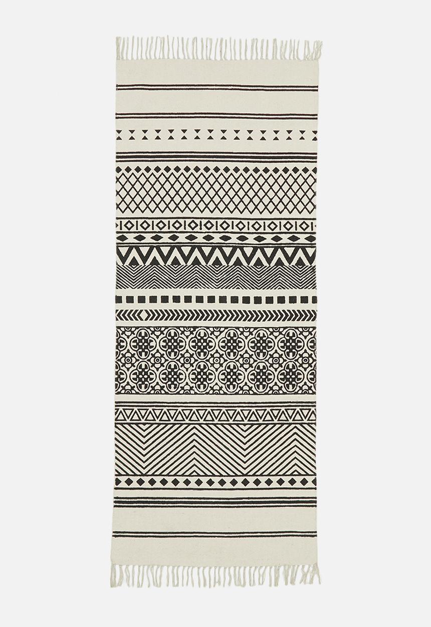 Sixth Floor - Block printed runner - black & neutral