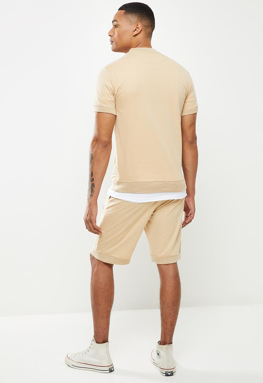 Lonsdale - Shorts & T-shirt set - camel & chocolate