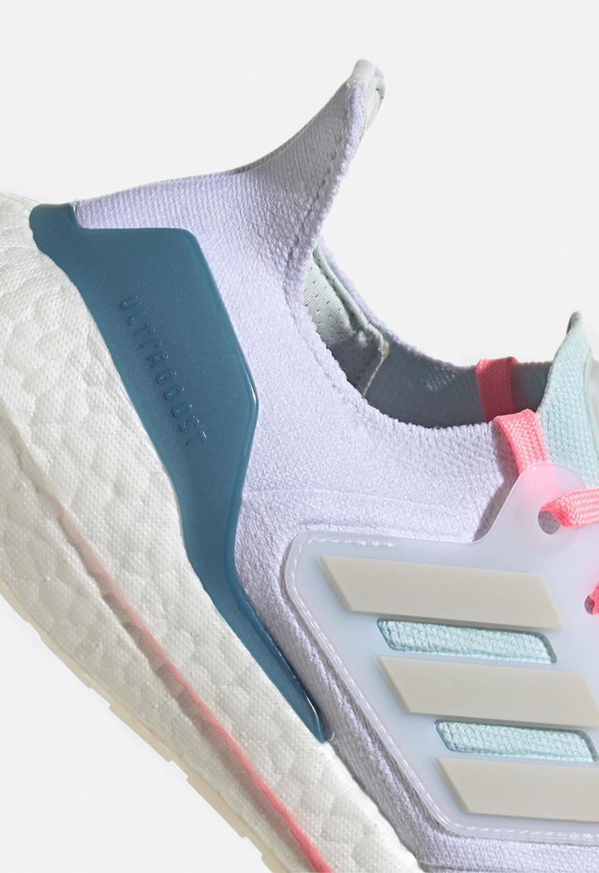 adidas Performance - Ultraboost 22 w - ftwr white/grey one/almost blue
