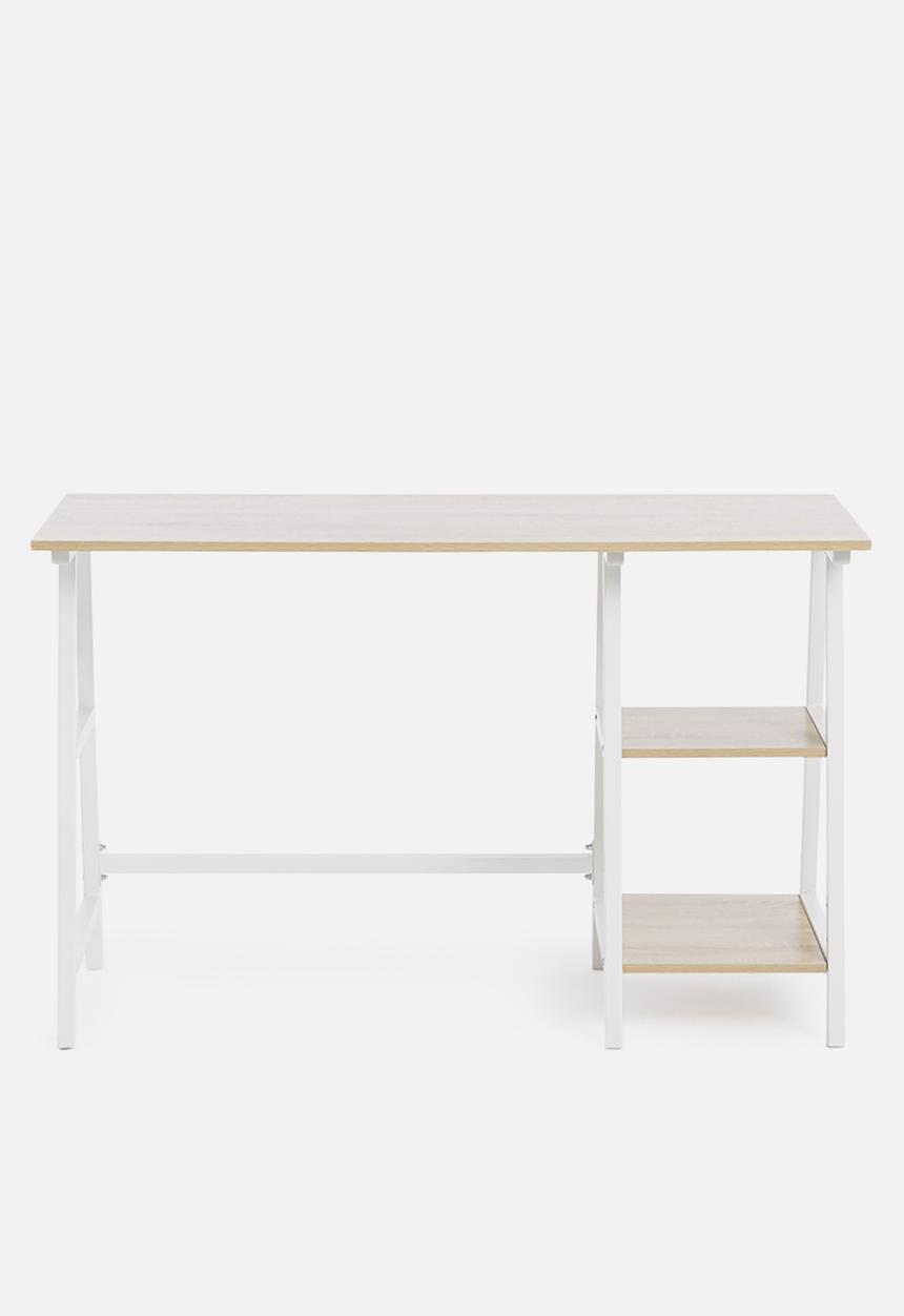 Sixth Floor - Nova desk - natural