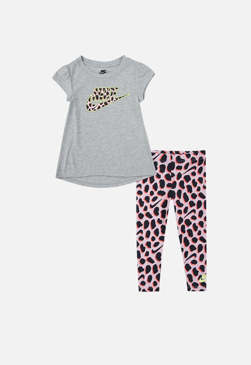 Nike - Nkg short sleeve tunic & aop legging set - multi