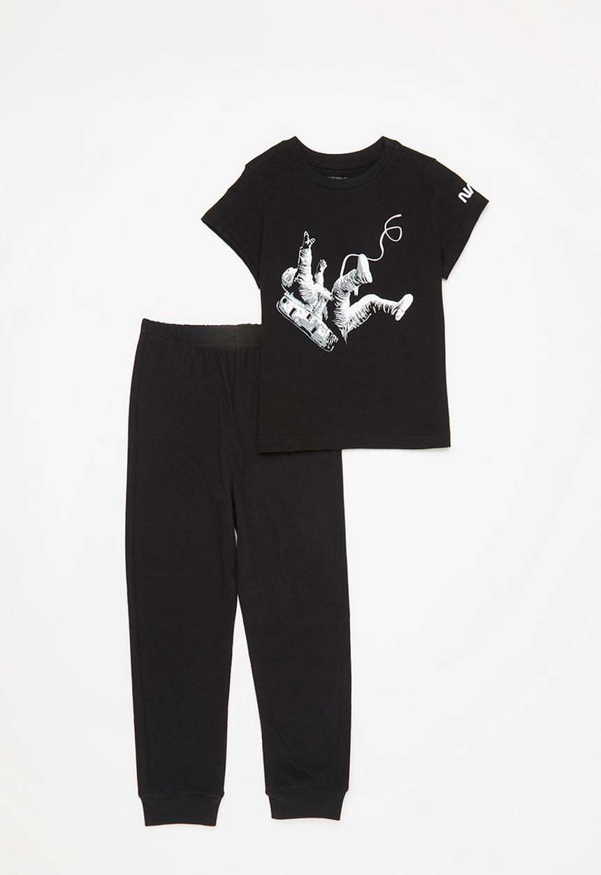 Superbalist - Boys nasa tee & pant pj set - black