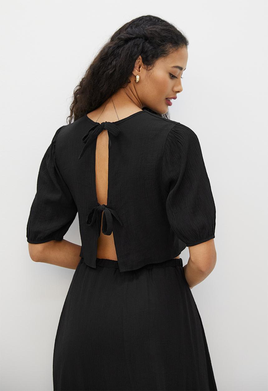 MILLA - Textured boxy crop top - black