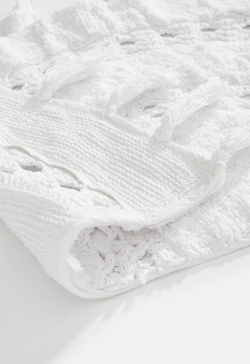 Sixth Floor - Half moon bath mat - white