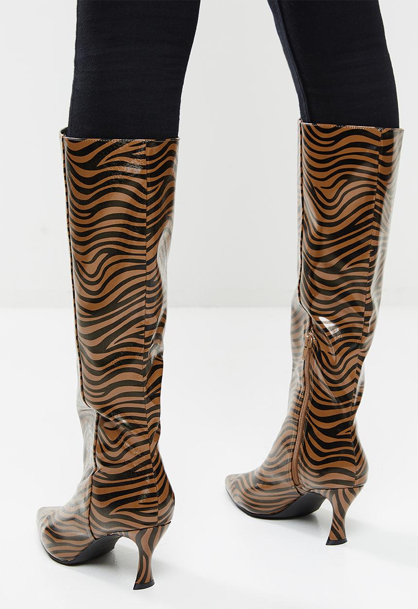 Z_Code_Z - Tamara pointed knee high boot - brown & black 