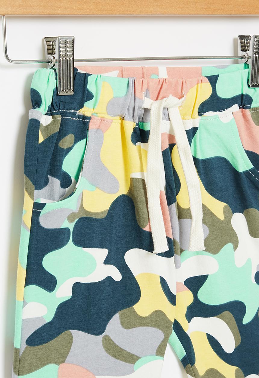 Pop Candy - Boys camo sweat shorts - multi