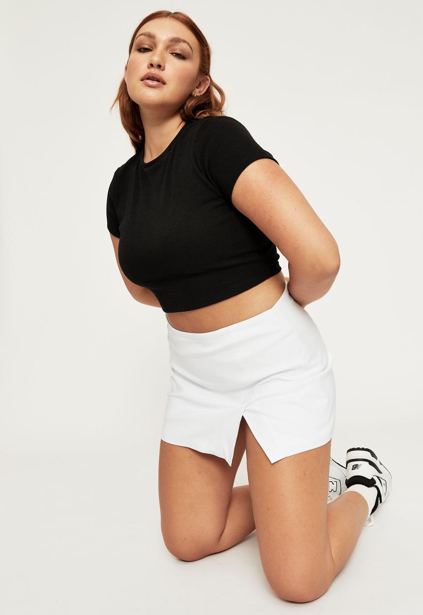Supré  - Alissa fitted crew top - black