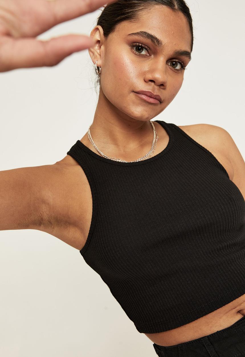 Supré  - April cropped rib tank - black
