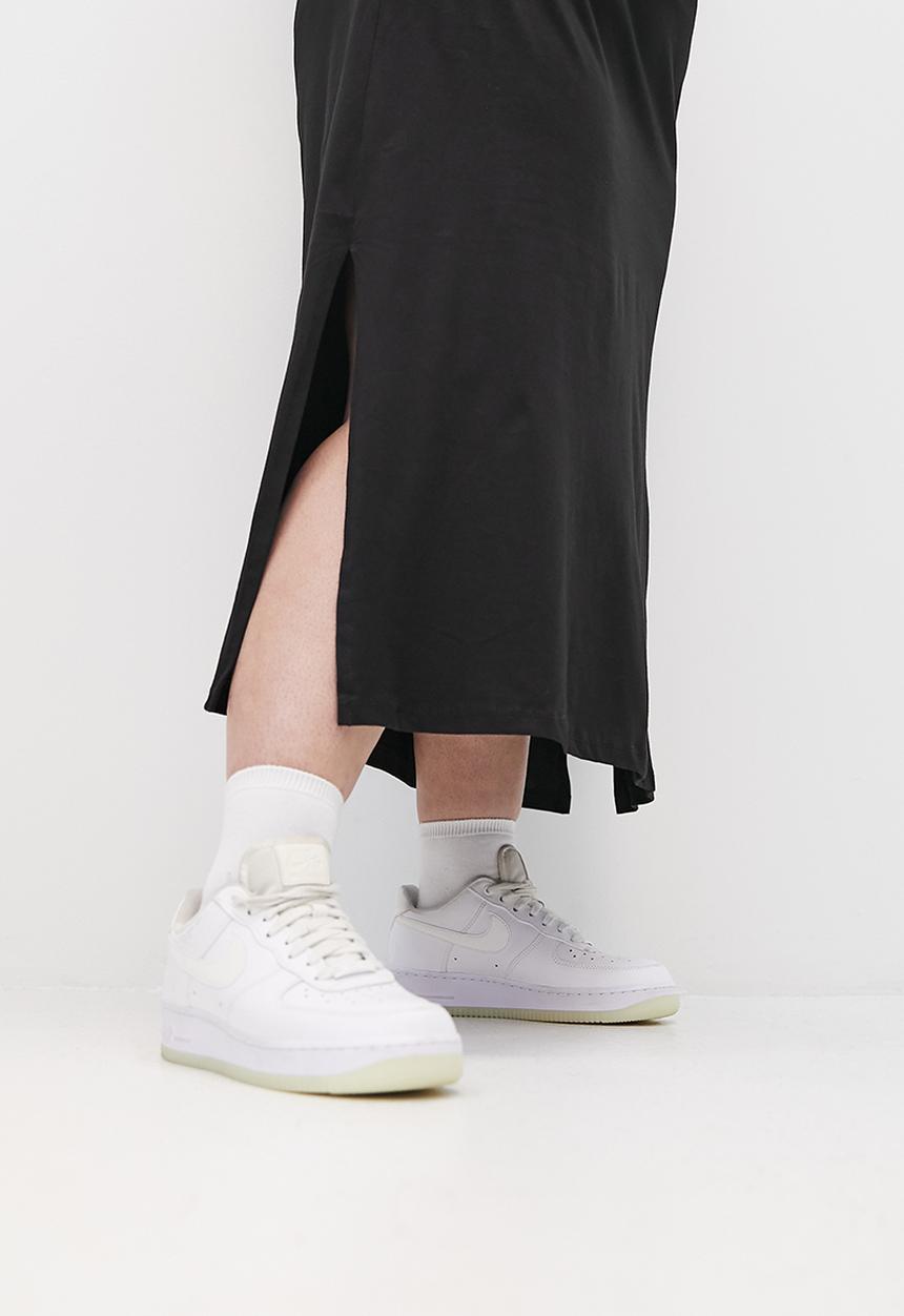 Blake - Graphic midi T-shirt dress - black