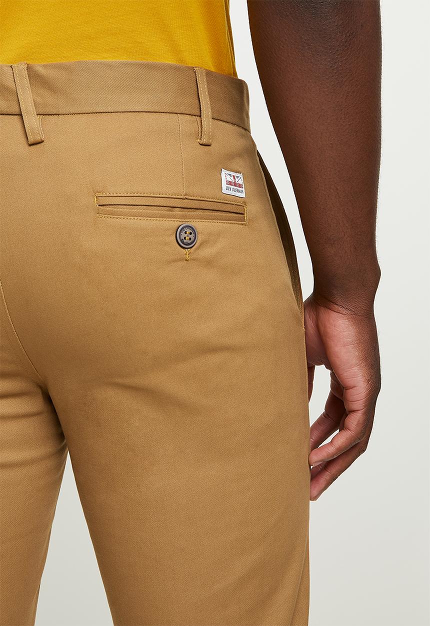 Ben Sherman - ESSENTIAL BEN SHERMAN CHINO PANT - CAMEL