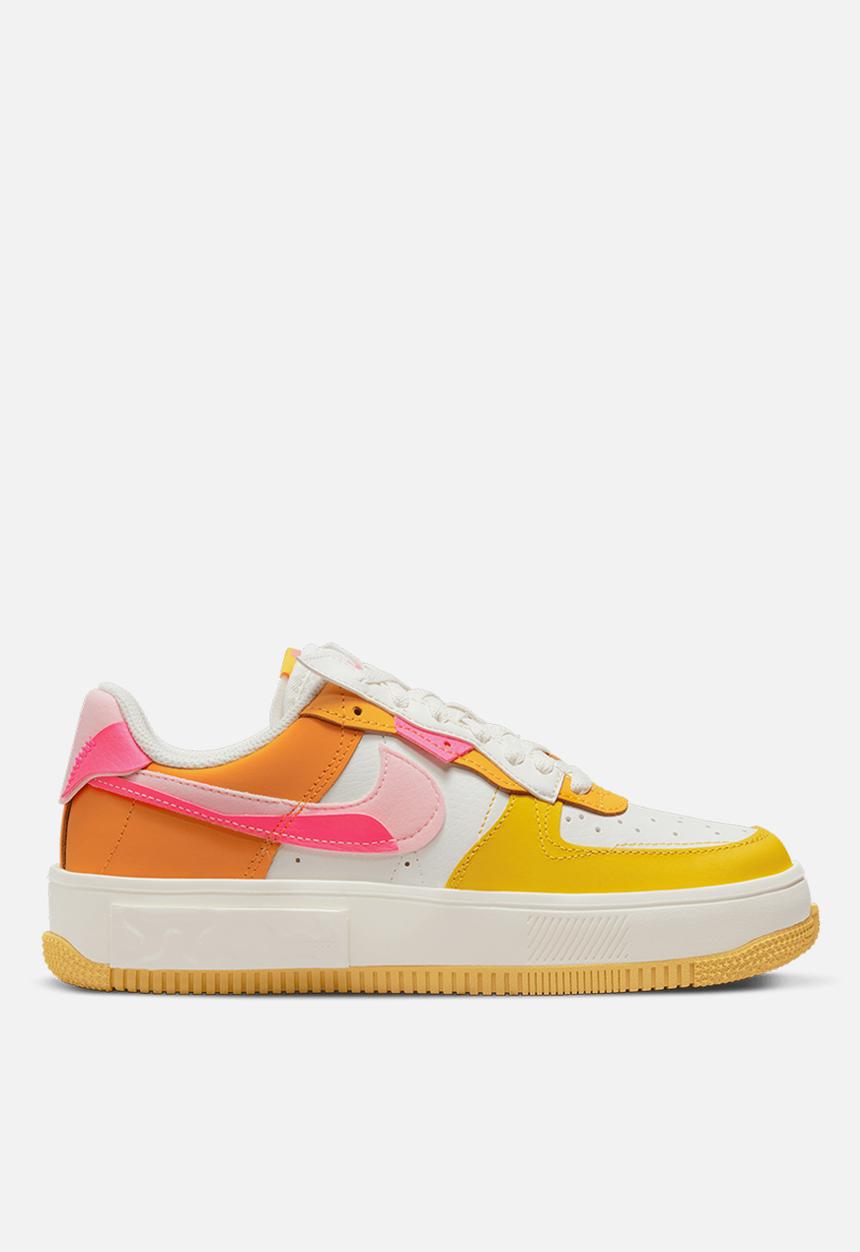 Nike - Wmns Nike air force 1 fontanka - summit white/hyper pink-solar flare